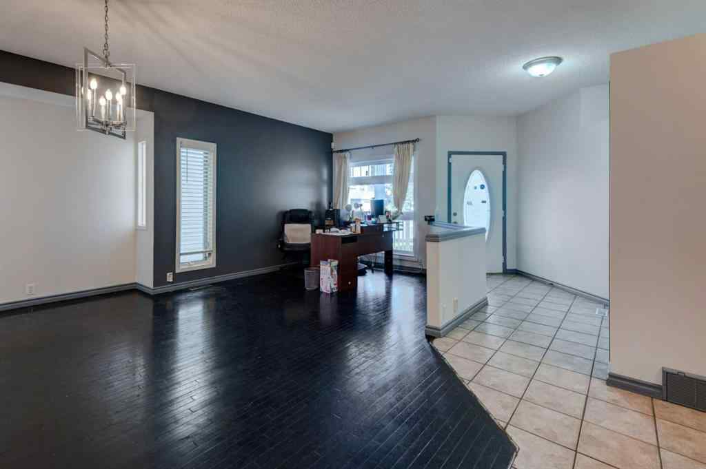 MLS® A2269545 - 414 MT CORNWALL Circle SE in McKenzie Lake Calgary, Residential