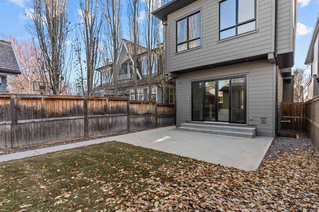 MLS® A2269546 - 2214 12 Avenue NW in Hounsfield Heights/Briar Hill Calgary, Residential