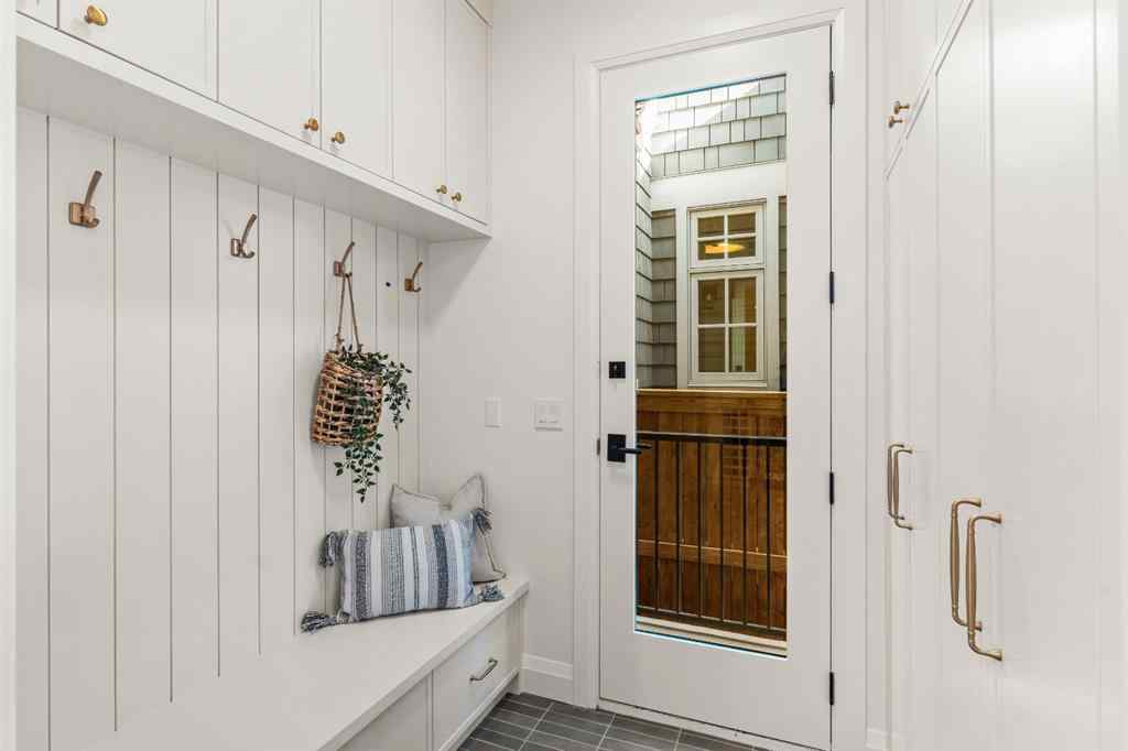 MLS® A2269546 - 2214 12 Avenue NW in Hounsfield Heights/Briar Hill Calgary, Residential