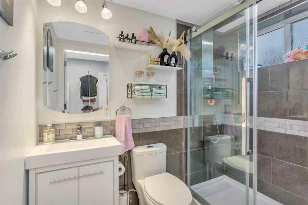 MLS&reg; # A2269548 - 7 Westview Drive  in Fairway Heights Lacombe, Residential Open Houses