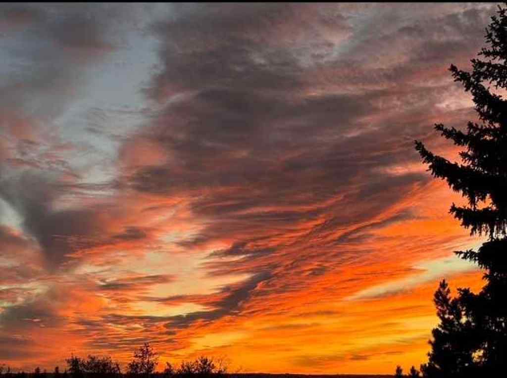 MLS&reg; # A2269548 - 7 Westview Drive  in Fairway Heights Lacombe, Residential Open Houses