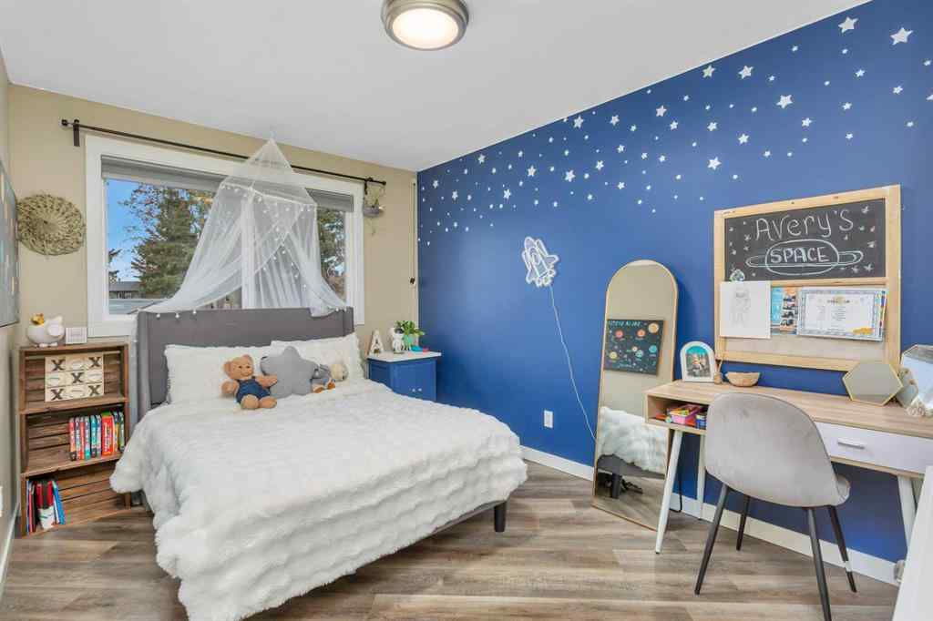 MLS&reg; # A2269548 - 7 Westview Drive  in Fairway Heights Lacombe, Residential Open Houses