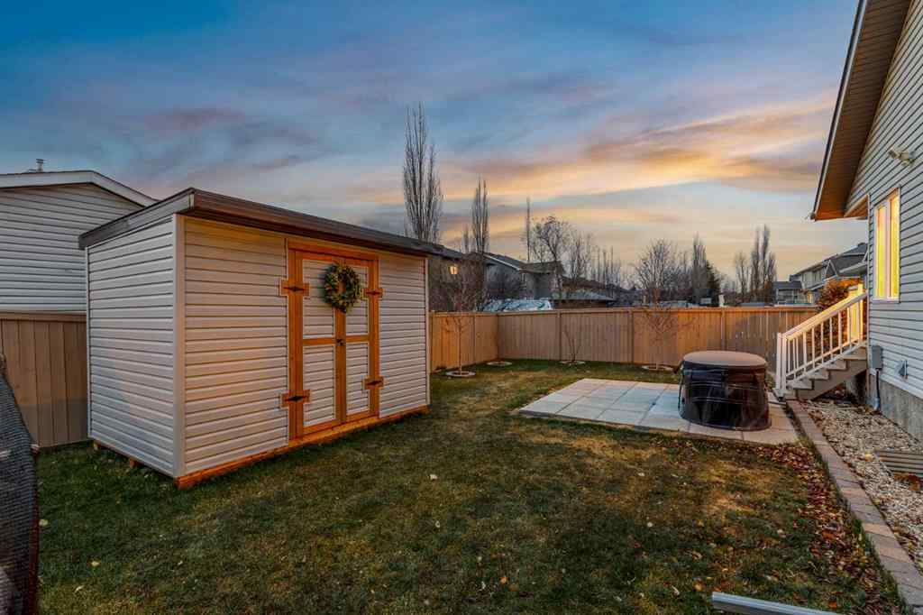 MLS® A2269549 - 734 Woodside Bay NW in Woodside Airdrie, Residential