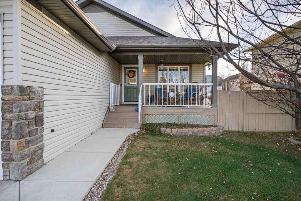 MLS® A2269549 - 734 Woodside Bay NW in Woodside Airdrie, Residential