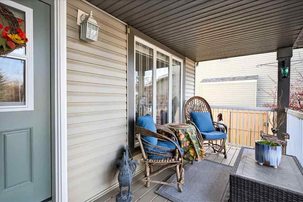 MLS® A2269549 - 734 Woodside Bay NW in Woodside Airdrie, Residential