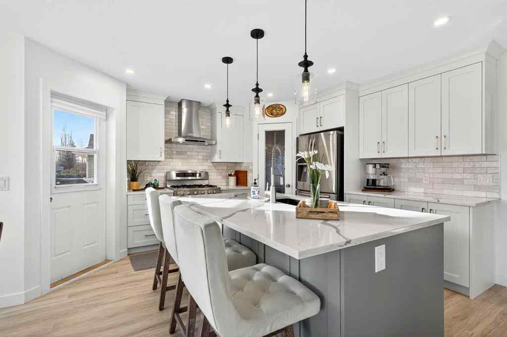 MLS® A2269549 - 734 Woodside Bay NW in Woodside Airdrie, Residential