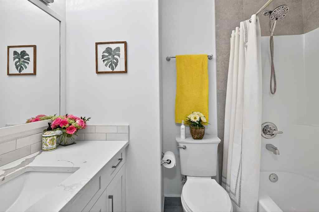 MLS® A2269549 - 734 Woodside Bay NW in Woodside Airdrie, Residential