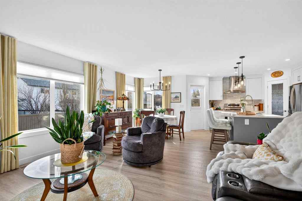 MLS® A2269549 - 734 Woodside Bay NW in Woodside Airdrie, Residential