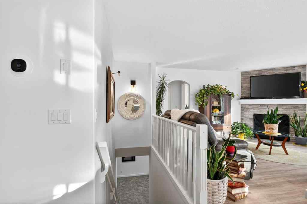 MLS® A2269549 - 734 Woodside Bay NW in Woodside Airdrie, Residential