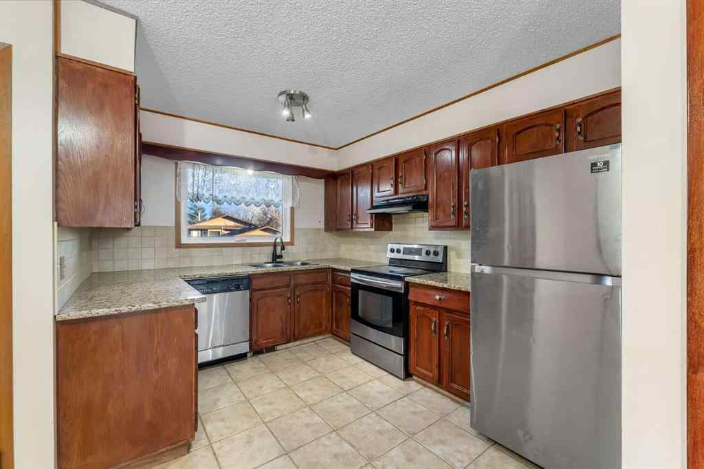 MLS® A2269550 - 20 Templehill Crescent NE in Temple Calgary, Residential