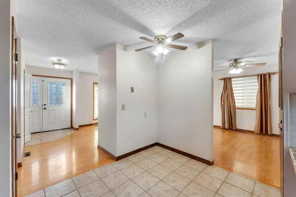 MLS® A2269550 - 20 Templehill Crescent NE in Temple Calgary, Residential