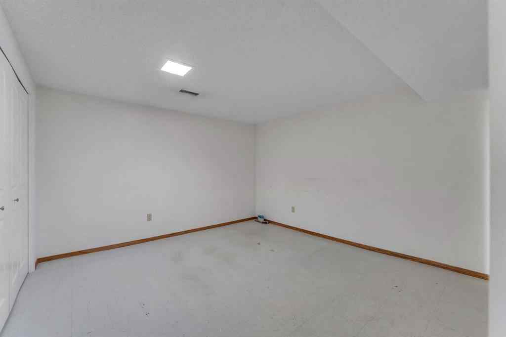 MLS® A2269550 - 20 Templehill Crescent NE in Temple Calgary, Residential