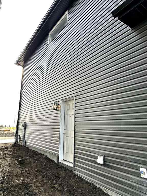 MLS® A2269551 - 299 Waterford Heights  in Waterford Chestermere, Residential