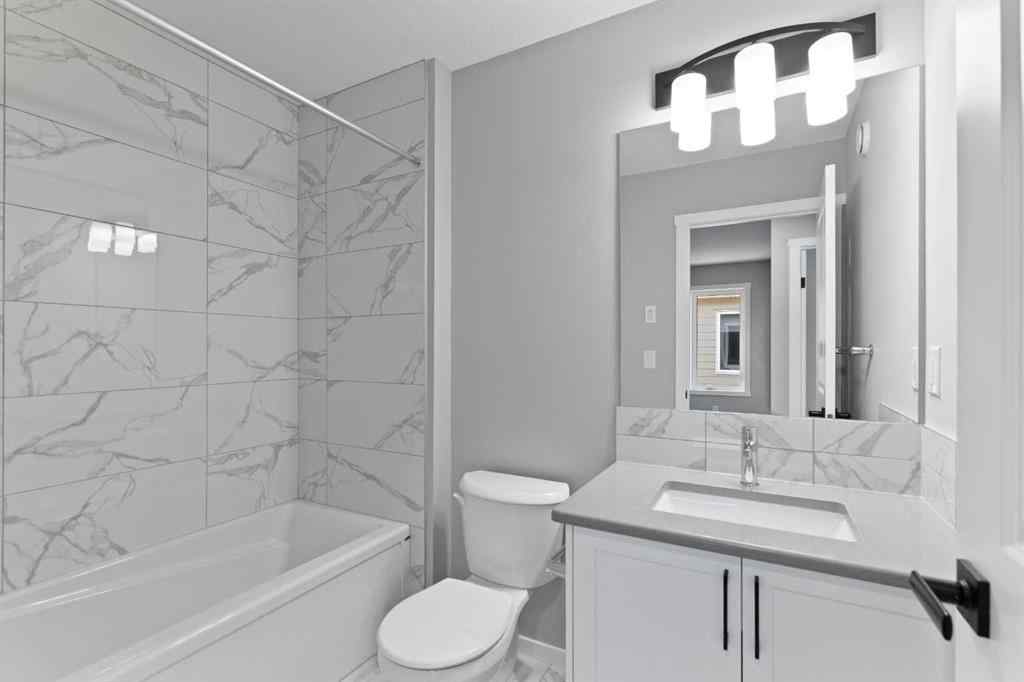 MLS® A2269552 - 225 Yorkville Boulevard SW in Yorkville Calgary, Residential