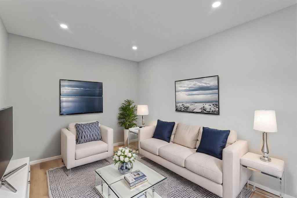 MLS® A2269552 - 225 Yorkville Boulevard SW in Yorkville Calgary, Residential