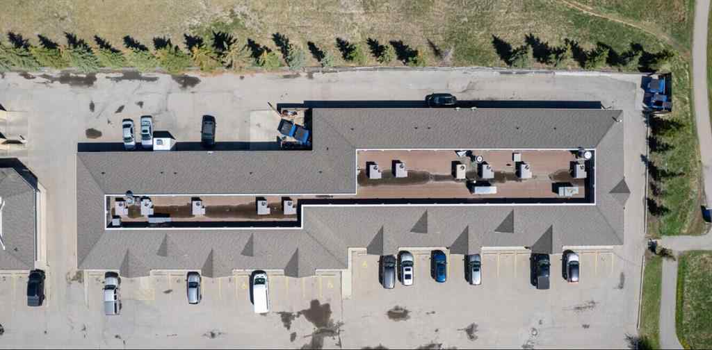 MLS® A2269553 - 800 Veterans Boulevard NW in Silver Creek Airdrie, Commercial
