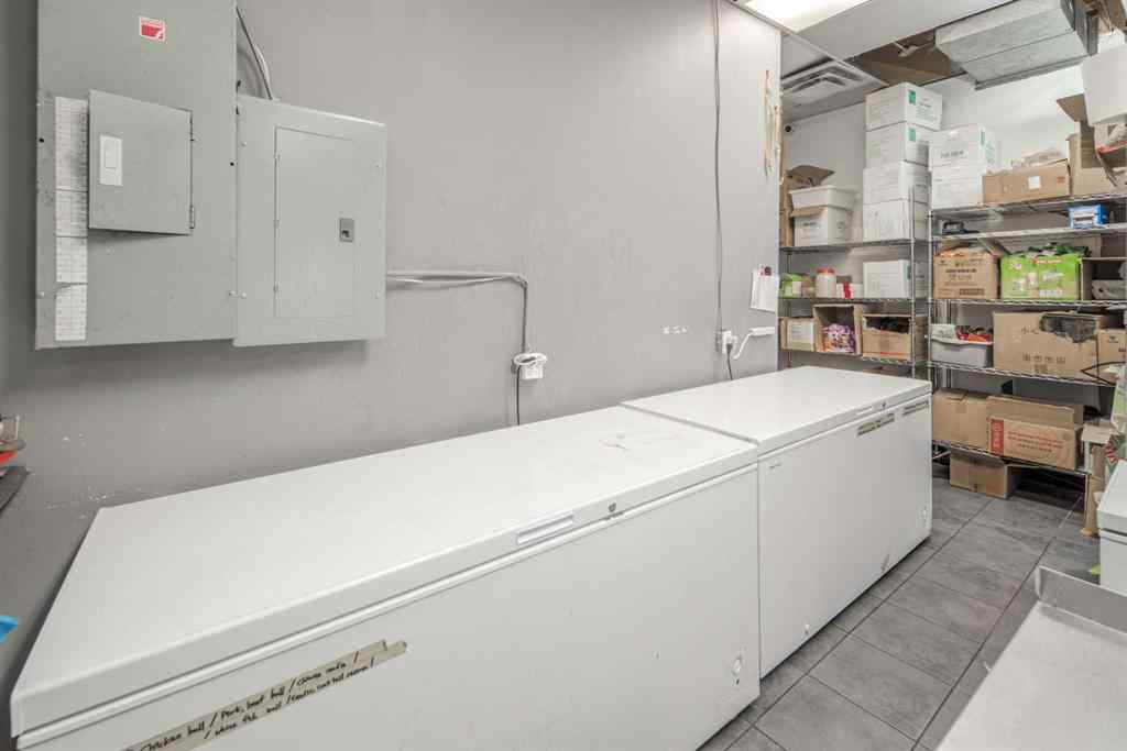 MLS&reg; # A2269555 - 2111 Centre Street NW in Tuxedo Park Calgary, Commercial Open Houses