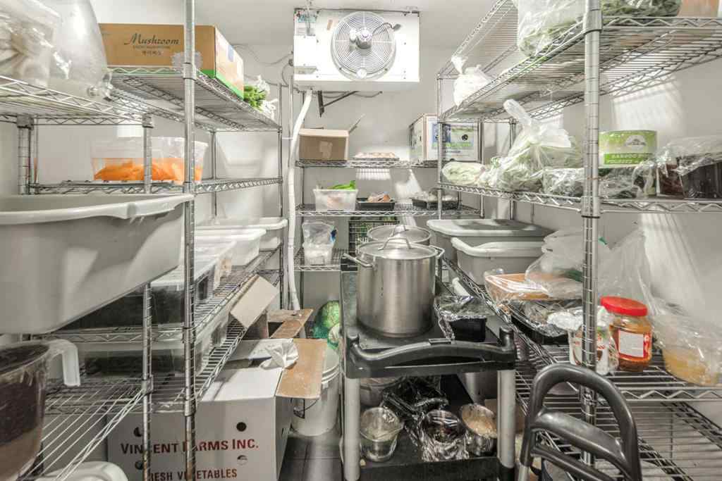 MLS&reg; # A2269555 - 2111 Centre Street NW in Tuxedo Park Calgary, Commercial Open Houses