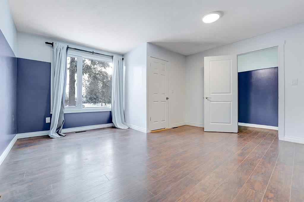 MLS® A2269563 - 3131 Dover Crescent SE in Dover Calgary, Residential