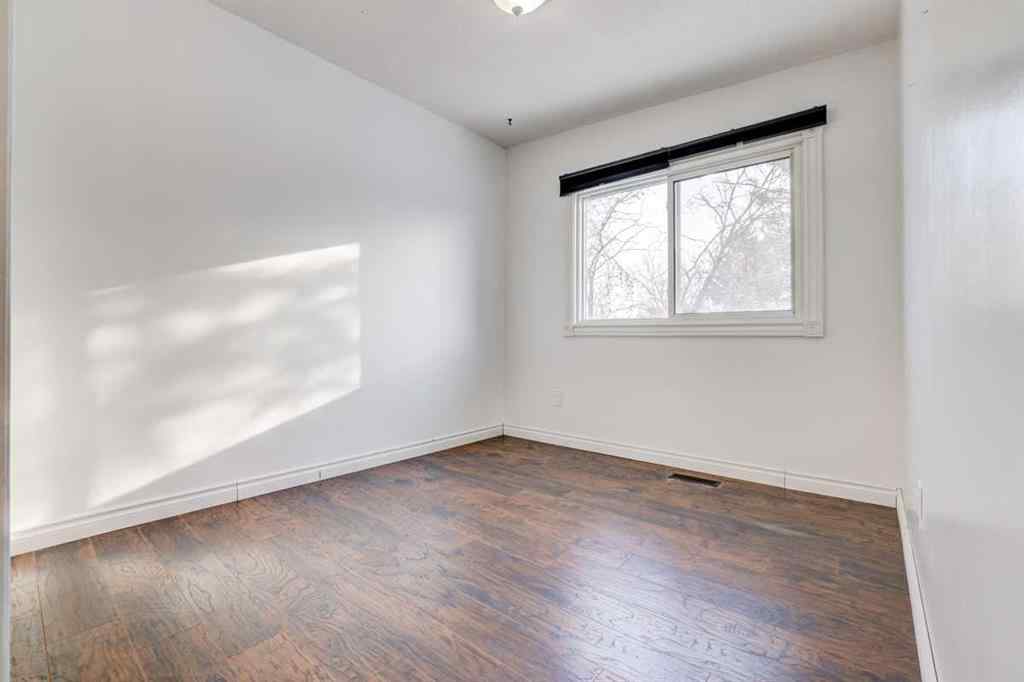 MLS® A2269563 - 3131 Dover Crescent SE in Dover Calgary, Residential