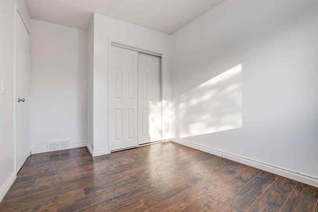 MLS® A2269563 - 3131 Dover Crescent SE in Dover Calgary, Residential