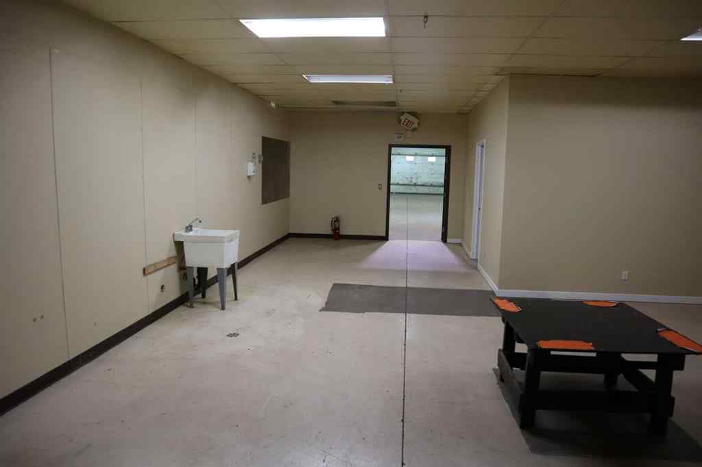 MLS&reg; # A2269568 - Unit #5 4316 64 Avenue SE in Foothills Calgary, Commercial Open Houses