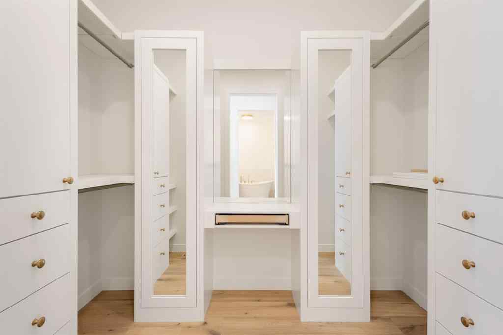 MLS® A2269570 - 2115 22 Avenue SW in Richmond Calgary, Residential