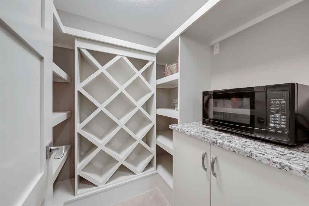 MLS® # A2269580 - 32 Aspen Ridge Manor SW in Aspen Woods Calgary, Residential Open Houses