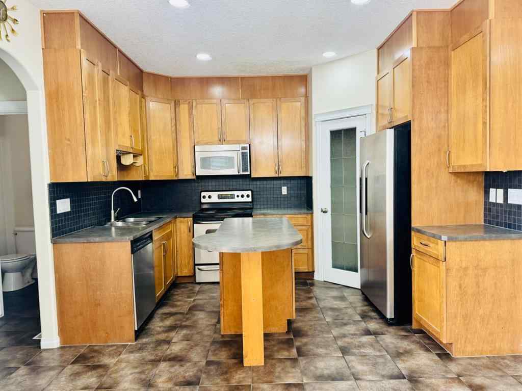 MLS® A2269581 - 8 Taralake Way NE in Taradale Calgary, Residential