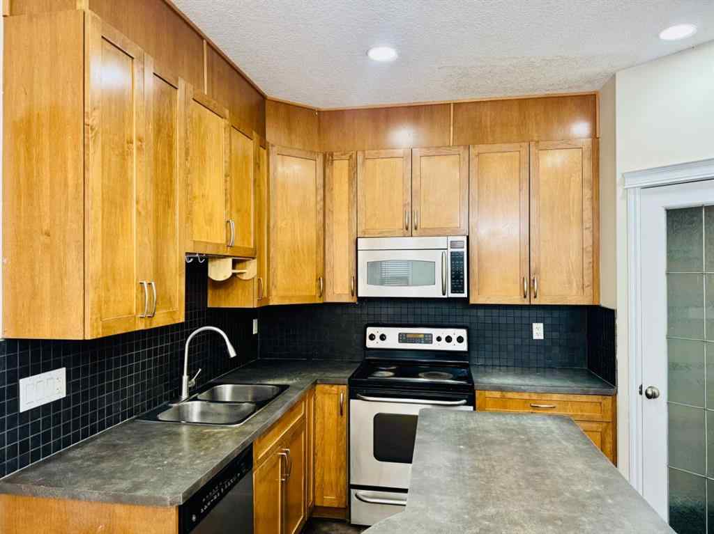 MLS® A2269581 - 8 Taralake Way NE in Taradale Calgary, Residential