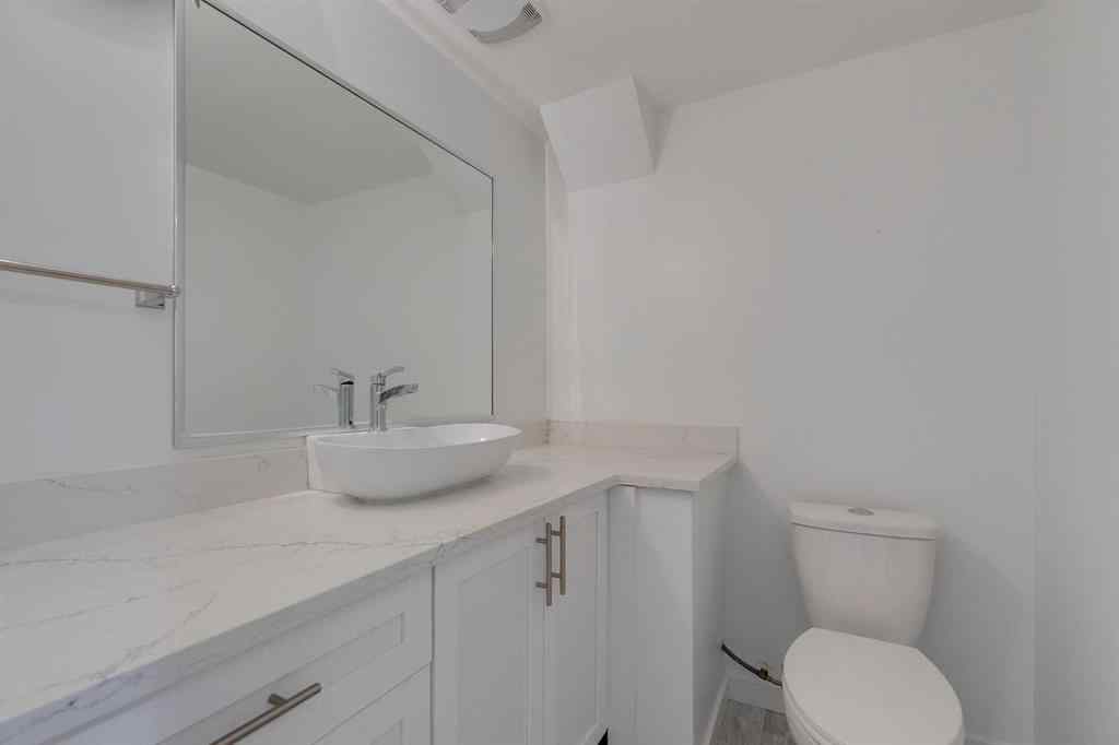 MLS&reg; # A2269583 - 5119 Carney Road NW in Charleswood Calgary, Residential Open Houses