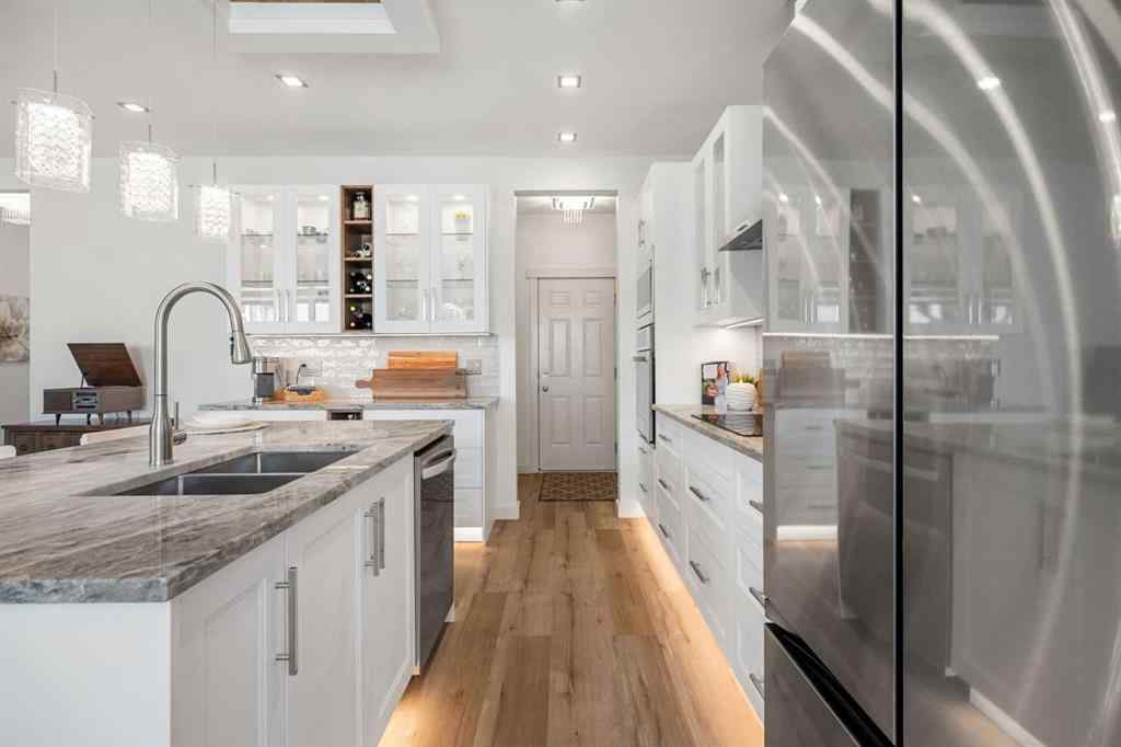 MLS® A2269584 - 808 Coopers Square SW in Coopers Crossing Airdrie, Residential