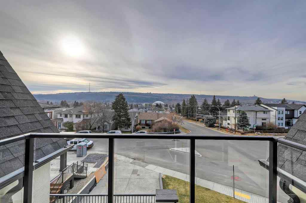 MLS® A2269585 - 4840 22 Avenue NW in Montgomery Calgary, Residential