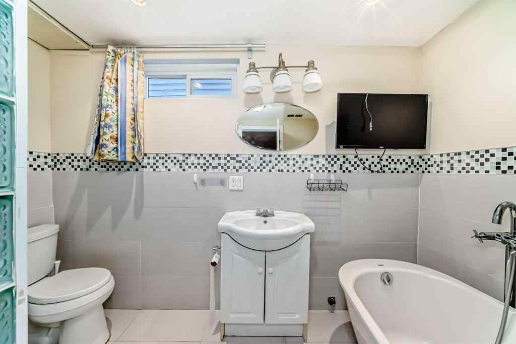 MLS® A2269587 - 130 Braniff Crescent SW in Braeside Calgary, Residential