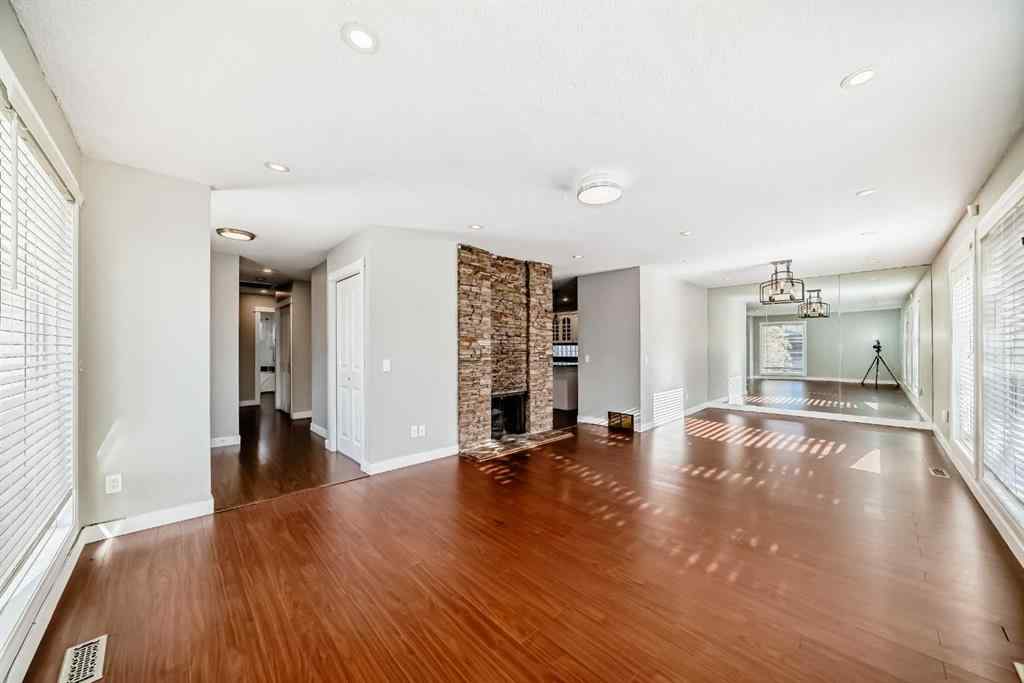 MLS® A2269587 - 130 Braniff Crescent SW in Braeside Calgary, Residential