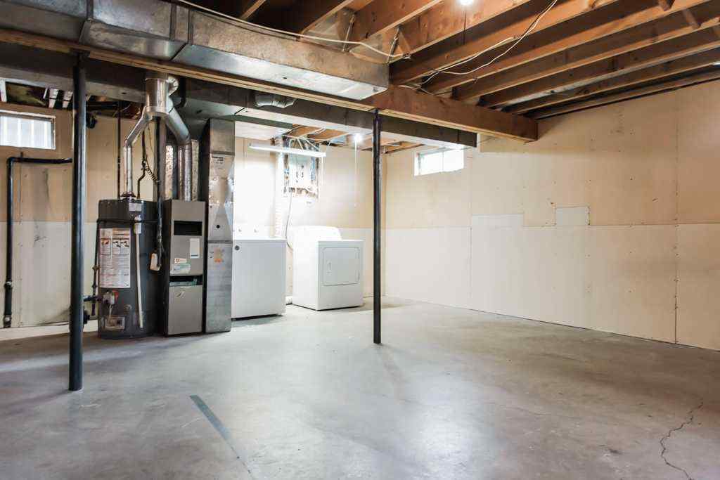 MLS&reg; # A2269589 - 9550 74 Avenue  in South Patterson Place Grande Prairie, Residential Open Houses