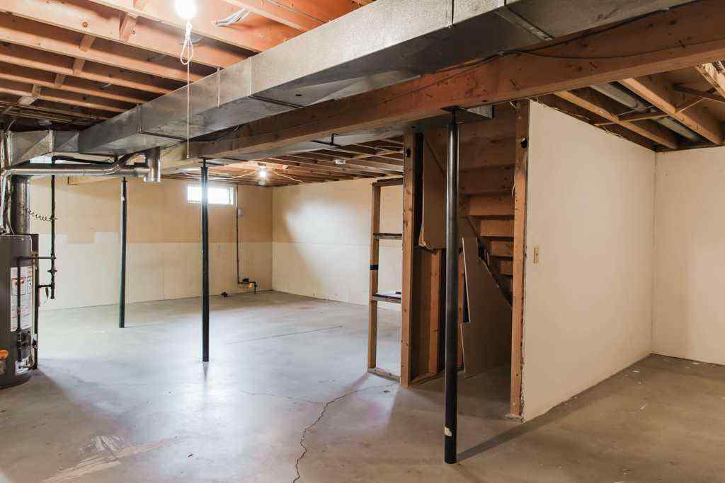 MLS&reg; # A2269589 - 9550 74 Avenue  in South Patterson Place Grande Prairie, Residential Open Houses