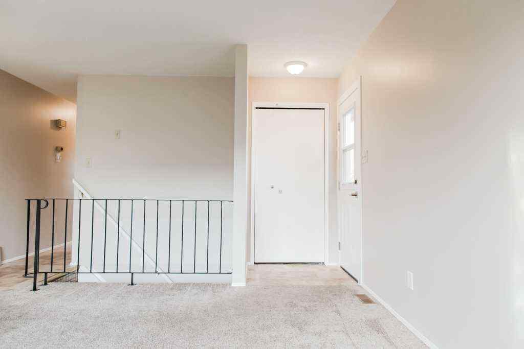 MLS&reg; # A2269589 - 9550 74 Avenue  in South Patterson Place Grande Prairie, Residential Open Houses