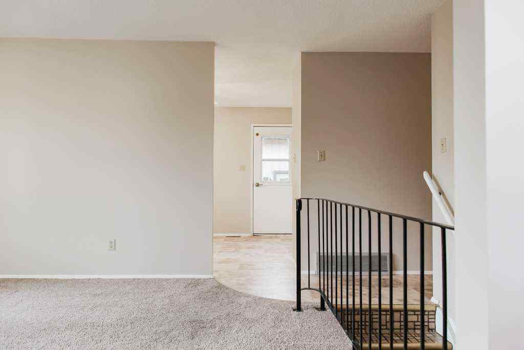 MLS&reg; # A2269589 - 9550 74 Avenue  in South Patterson Place Grande Prairie, Residential Open Houses