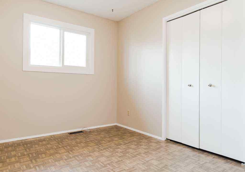 MLS&reg; # A2269589 - 9550 74 Avenue  in South Patterson Place Grande Prairie, Residential Open Houses