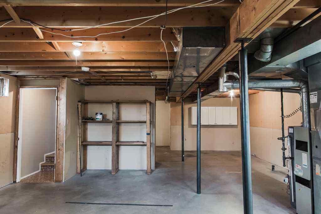 MLS&reg; # A2269589 - 9550 74 Avenue  in South Patterson Place Grande Prairie, Residential Open Houses