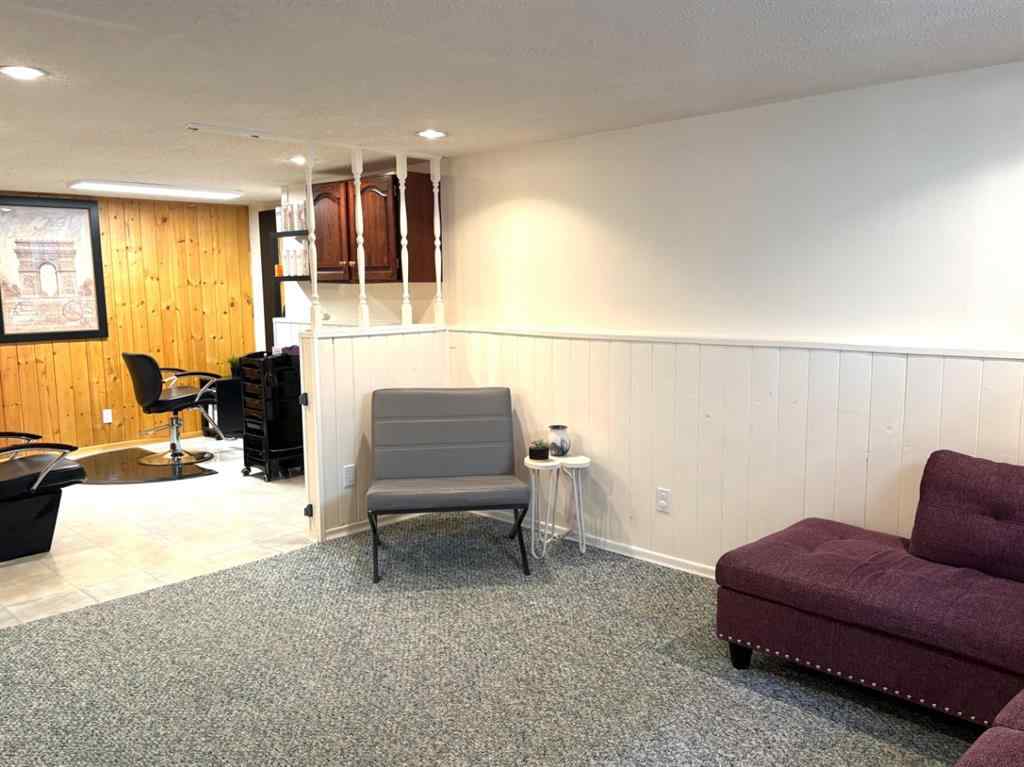 MLS&reg; # A2269591 - 124 Glenpatrick Drive SW in Glenbrook Calgary, Residential Open Houses