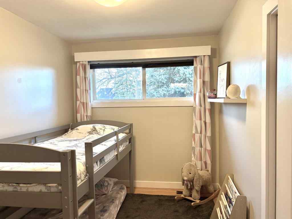 MLS&reg; # A2269591 - 124 Glenpatrick Drive SW in Glenbrook Calgary, Residential Open Houses