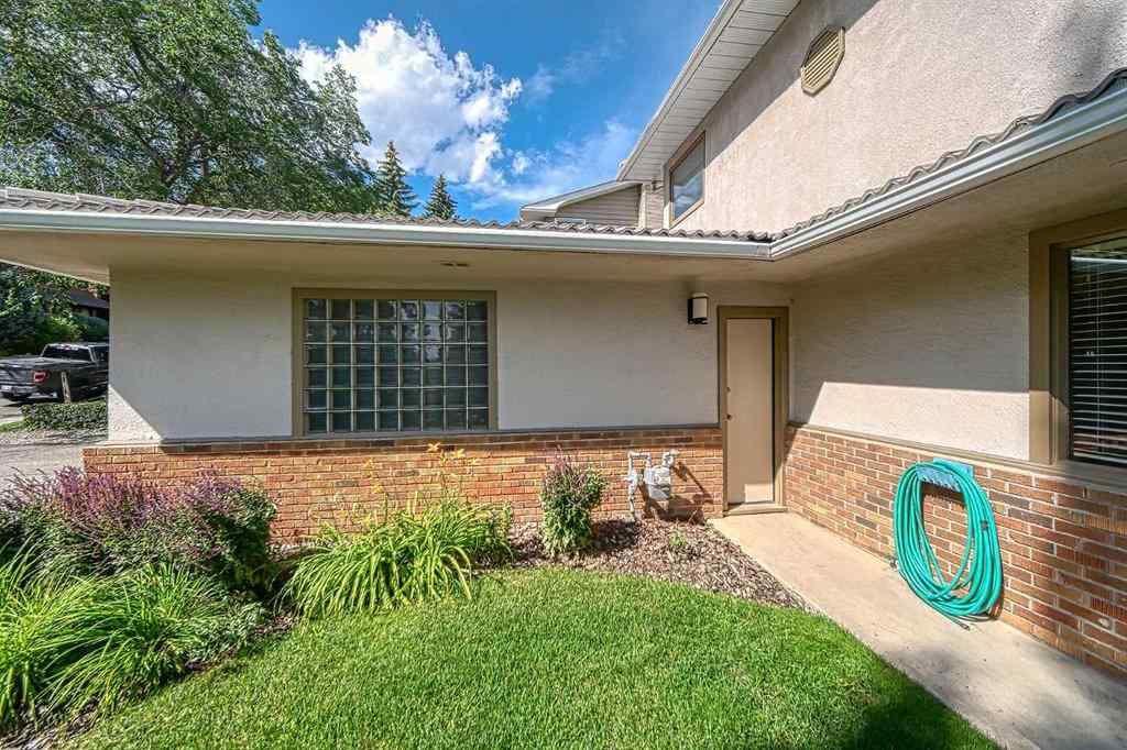 MLS® A2269605 - 3010 8 Street SW in Upper Mount Royal Calgary, Residential