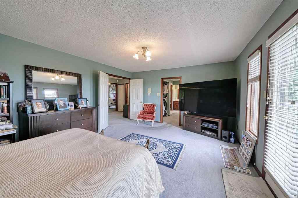 MLS® A2269605 - 3010 8 Street SW in Upper Mount Royal Calgary, Residential