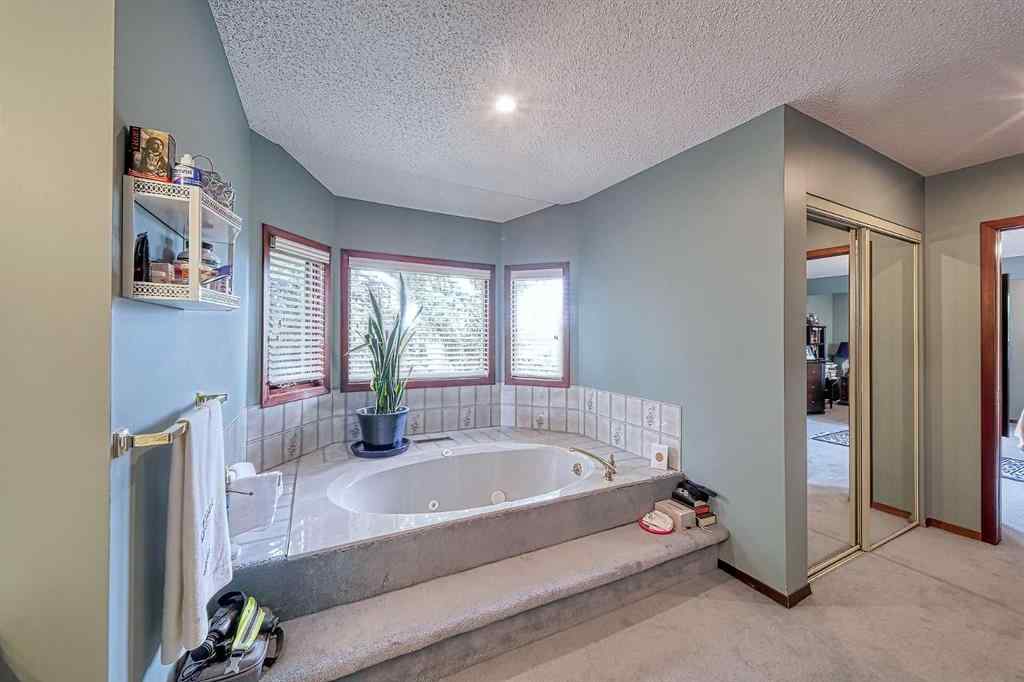 MLS® A2269605 - 3010 8 Street SW in Upper Mount Royal Calgary, Residential