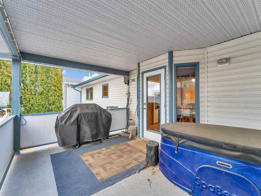 MLS&reg; # A2269610 - 880 Ross Glen Drive SE in Ross Glen Medicine Hat, Residential Open Houses