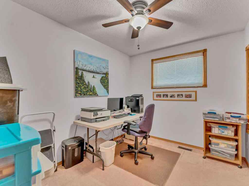 MLS&reg; # A2269610 - 880 Ross Glen Drive SE in Ross Glen Medicine Hat, Residential Open Houses