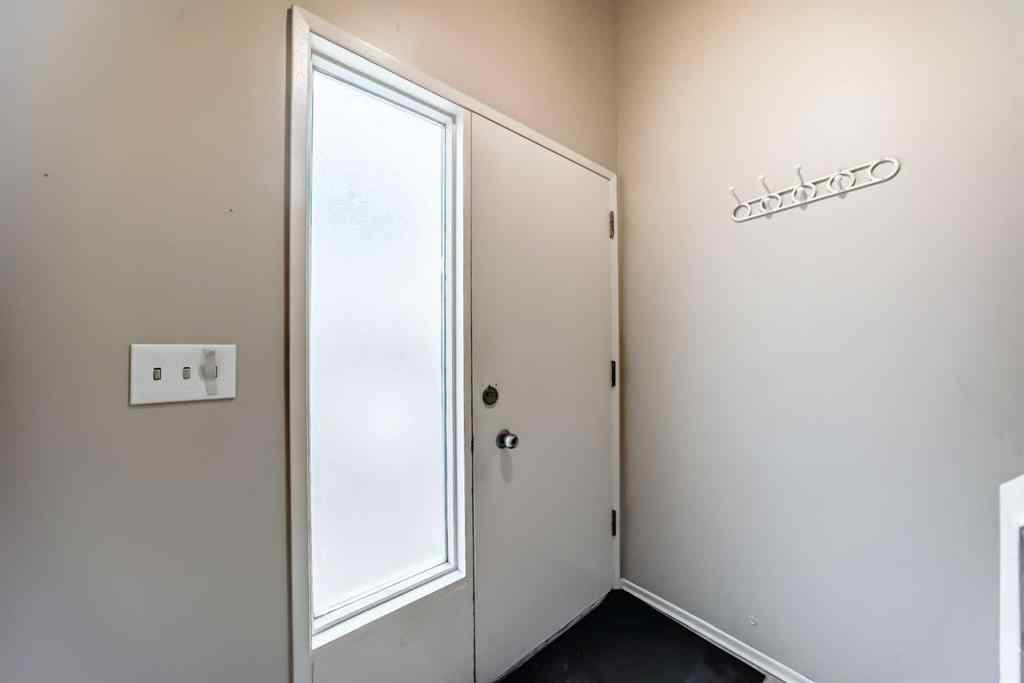 MLS® A2269615 - 16 Beaver Dam Place NE in Thorncliffe Calgary, Residential