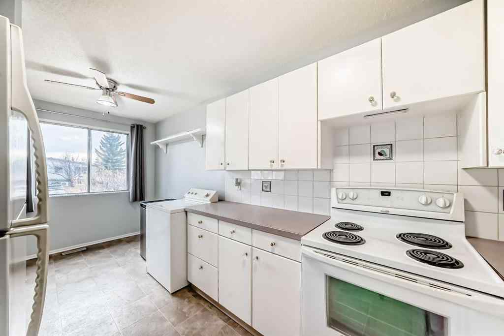 MLS® A2269615 - 16 Beaver Dam Place NE in Thorncliffe Calgary, Residential